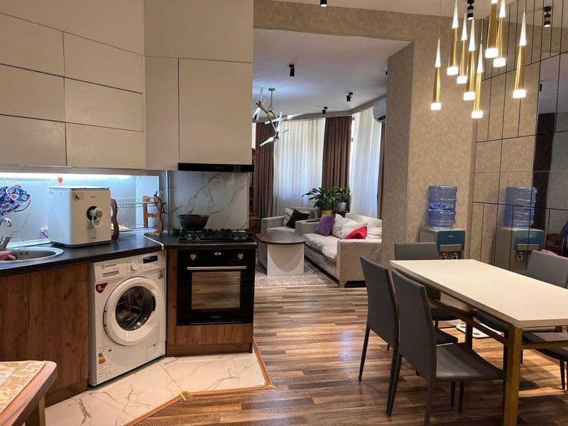 Сдается квартира <br />
Ориентир -  Дружба народов<br />
Гор