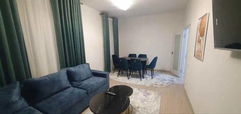 Сдаётся шикарная 1-комнатная квартира в Новостройка<br />
<b