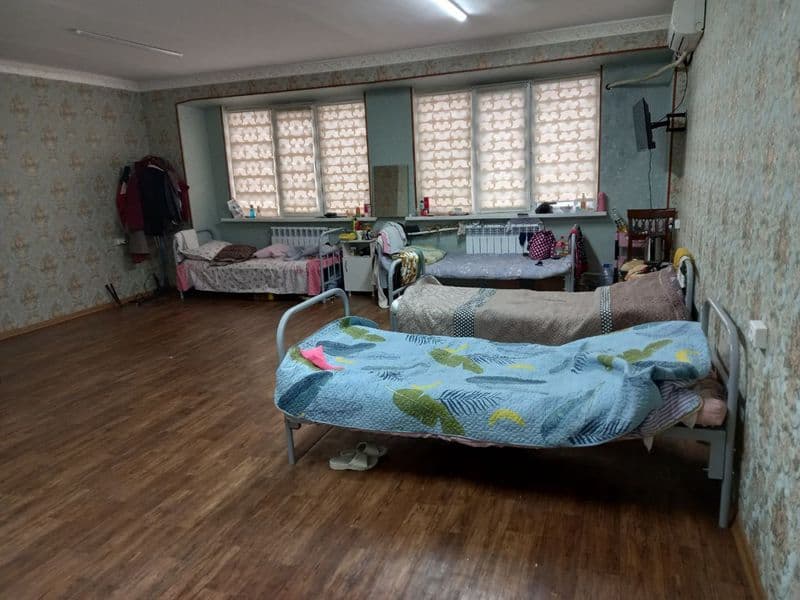 Сдаётся комнаата койка место для студентов! Чисто уютно! Ест