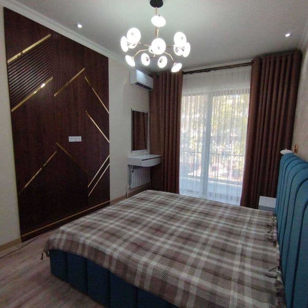 2 комнатную квартиру на 3 этаже,<br />
В квартире есть все н