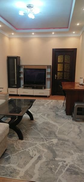 Sdayotsya svoya na yunusabade 15 kvartal metro turkiston<br 