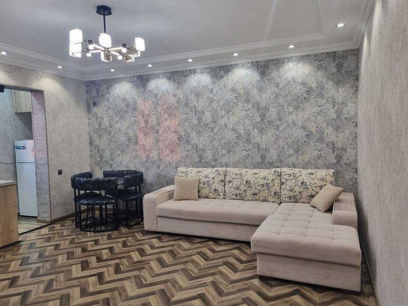 Сдаётся шикарная 1-комнатная квартира в Новостройка<br />
<b — фото 2