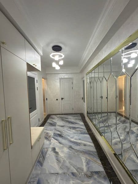 Сдаётся в аренду сквозная 2-комнатная в новостройке с двумя  — фото 4