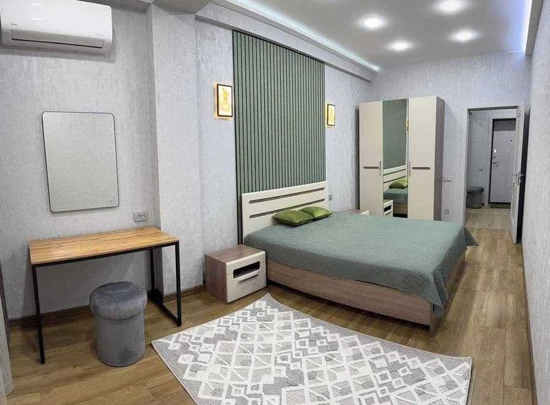 Район : Чиланзар<br />
Адрес : Метро Чиланзар<br />
<br />
—