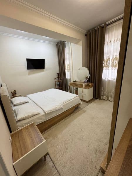 Сдаётся шикарная 1-комнатная квартира в Новостройка<br />
<b