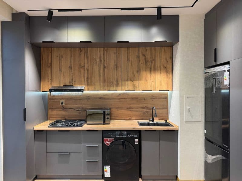 Сдается новая 1-комнатная квартира в ЖК Xon Saroy (Юнусабад 