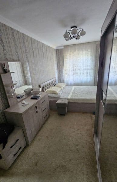 Район: яшнабад <br />
Ориентир:  дубовая , паспортный стол <