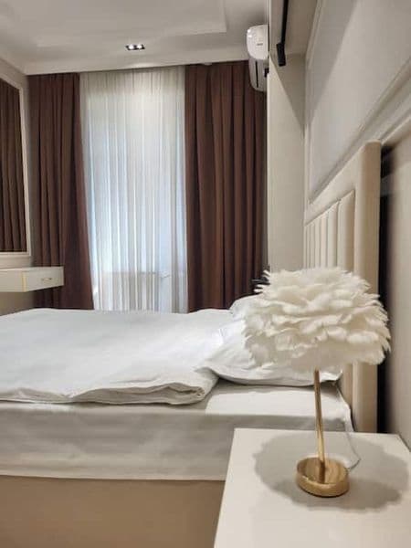 Аренда <br />
2 комнатная <br />
В жк Зарафшан сити<br />
<b