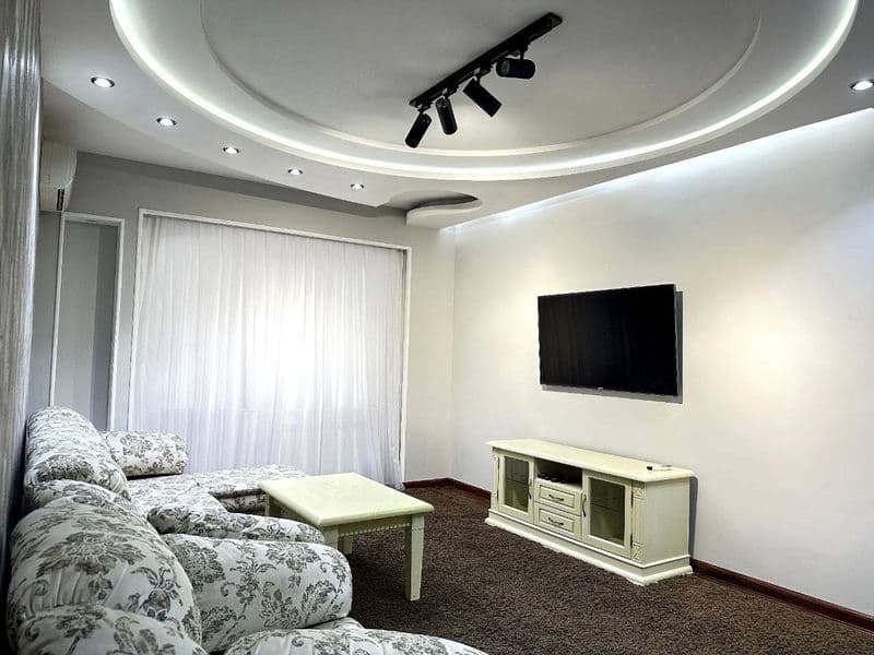 Сдаётся квартира САДЫК-АЗИМОВА 4/3/4 на долгий срок. <br />
 — фото 2