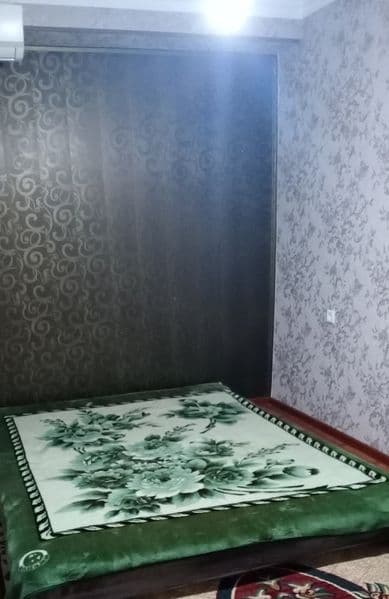 Shaxriston metrosidan 400 metr oraliqda , akuratniy odam ker