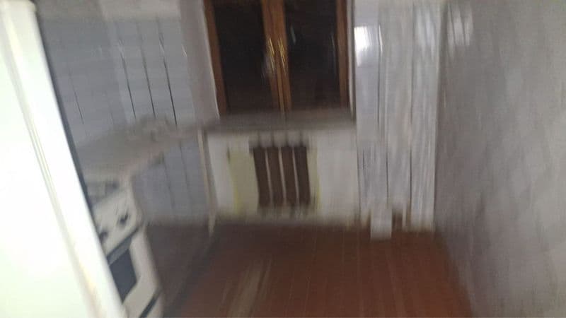 1 комнатная квартира, 4 этажный дом, 1 этаж, кирпичный, есть — фото 3