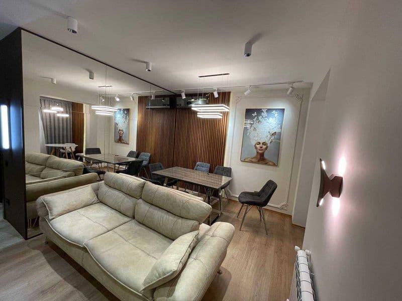 Район: Яшнабадский<br />
Адрес: Махтумкули<br />
<br />
• Ко — фото 4