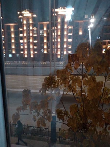 Сдается трёхкомнатная квартира на втором этаже четырёх этажн