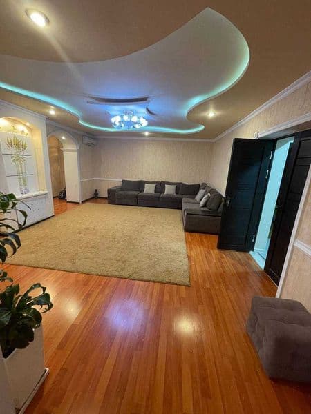 Сдаётся шикарная 3-комнатная квартира в Новостройка<br />
<b — фото 4