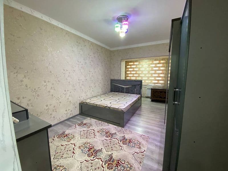 ТТЗ- 1. (Базар Навруз). 2х. комнатная с ремонтом.<br />
Цена