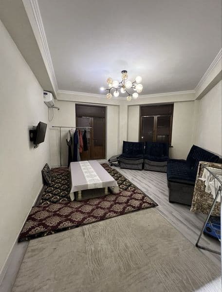 Uy juda shinam tinch va toza. Sharoiti yevroremont. Razdelni