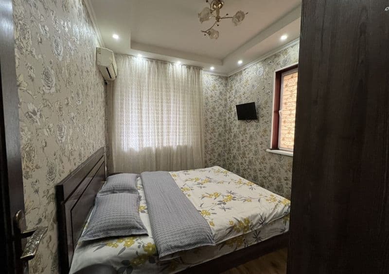 Чилонзор шухрат чорраха <br />
Чилонзор метрога 1 астановка< — фото 3