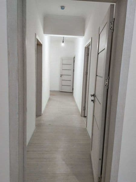 Аренда 3 комнатной квартиры ЖК Олмос. 10 этаж. <br />
Ст. ме — фото 3