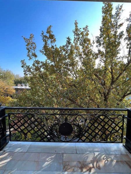 Элитный апартамент:<br />
Район: Мирзо Улугбекиский <br />
К — фото 4