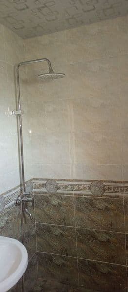 Majnuntol mahallada 2xonali uy arendaga beriladi.Hamma sharo — фото 3