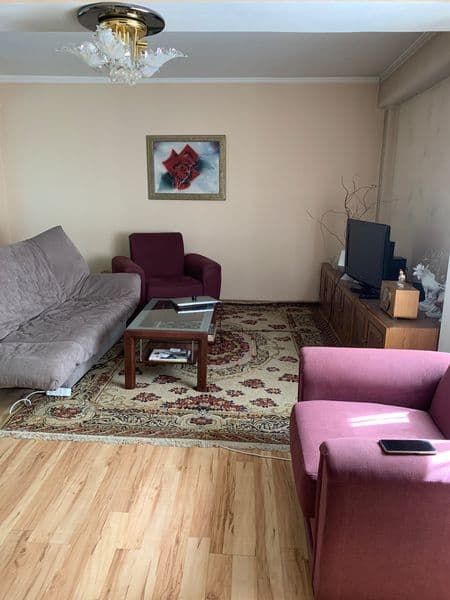 Сдаем в долгосрочную аренду свою квартиру.Квартира находится