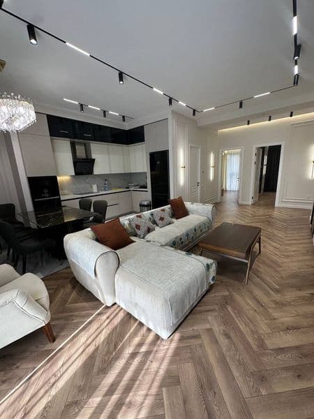 Ойбек нрж г аренда 4 комнт Шикарная квартира в новостройке