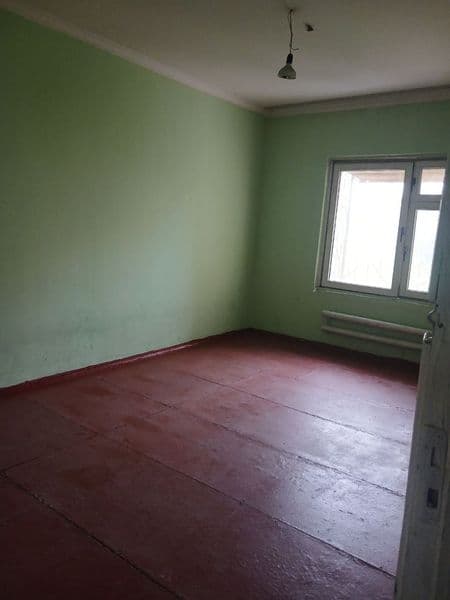 Sergelida moshina bozorga yaqin 4 honali kvartira arendaga b