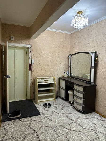 Sergeli tumanida qizlarga kvartira bor xozayka bilan birga t