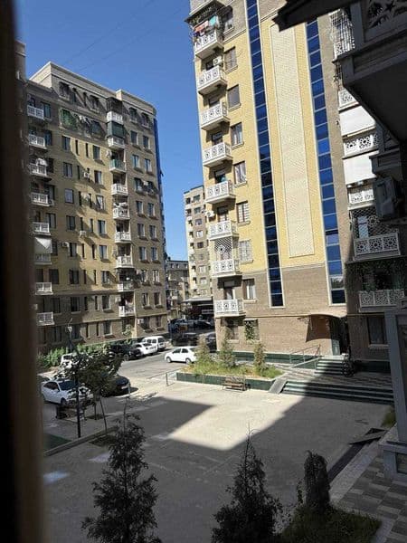 Kvartiraga ayol qizlani qoyamiza faqat oylik tolovi 900yuzmi