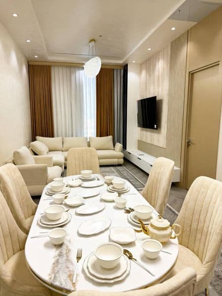 В квартире есть: интернет, тёплый пол, холодильник, ТВ, стир