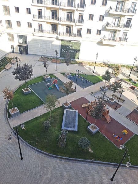 Сдается квартира 3/5/7 в Tashkent city<br />
<br />
Площадь 