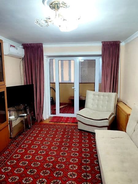 Сдаётся для долгосрочного проживания уютная 3-х комнатная кв