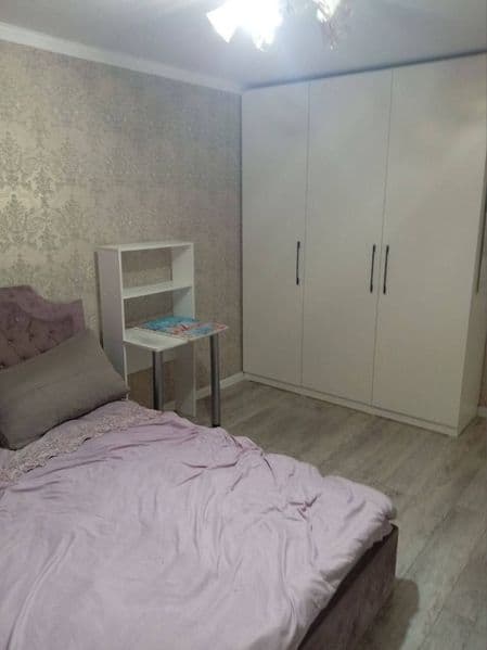 Метро новза <br />
<br />
2/3/5<br />
<br />
Семья студенты 