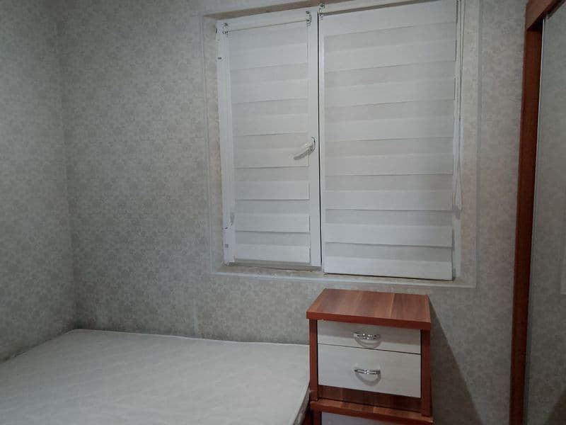 Mebel ,muzlatgich,kir mashina,televizor,gilamlari bor. Makta — фото 2