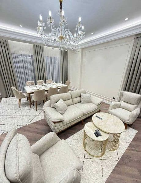 Жилой комплекс: NRG Oybek<br />
Комнат: 3<br />
Этаж: 4<br /