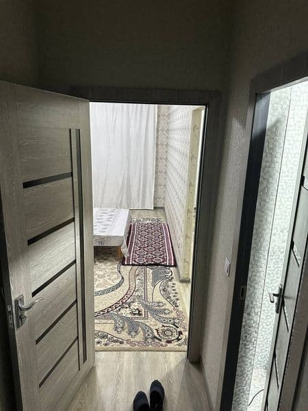 Srochna metro oldida 1xona 3etaj oylaga beriladi maklerski u — фото 2