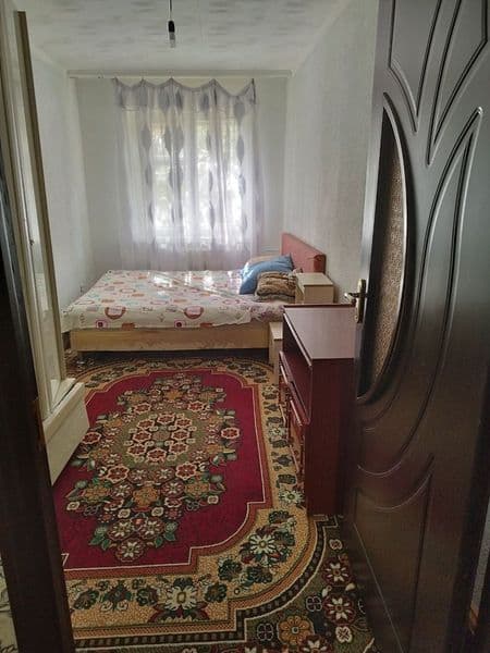 Сдаётся 2 комнатная с хорошим ремонтом с мебелью и техникой  — фото 4