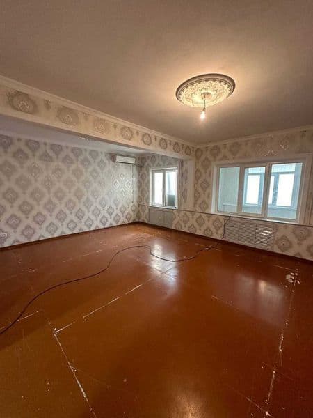 Куйлик массив 5 , 4 хона , 4 этаж, уртача ремонт ижарага бер — фото 3