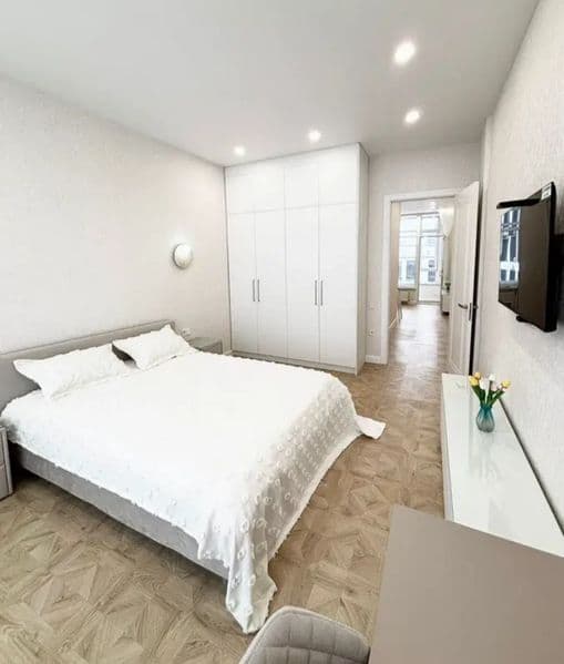 Ц1 1 xonali kvartira arendaga beriladi.Inostranslar uchun re