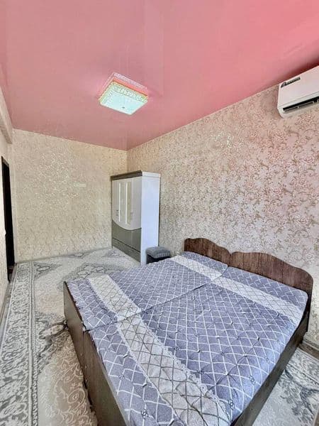 Yunusobod tumanida, Turkiston metrosi yaqinida zamonaviy va 