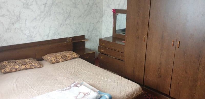 Аренда<br />
Эко бозор <br />
Масжид олдида<br />
2 хона уй<