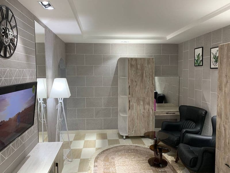 Аренды Квартиры 1-Ком свой 43кв. С Евро ремонтом.  1/3/5 . К — фото 3