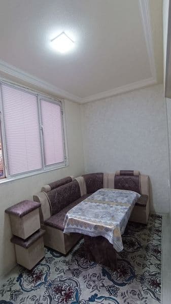 Qulay joylashuvdagi 2 xonali uy ijaraga beriladi.<br />
Uy 2 — фото 4