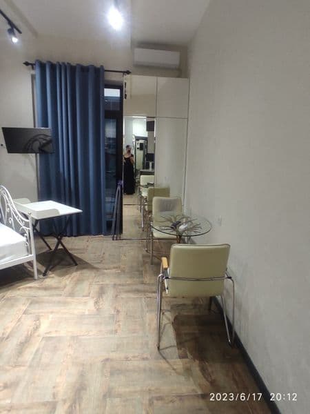 Сдаётся квартира студия,  евроремонт. Долгосрочно. Все удобс