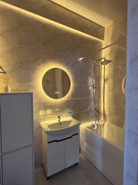 Сдаётся укомплектованная евродвушка 2/5/10 на 8-квартале Юну — фото 4