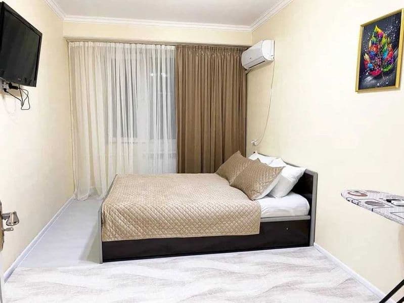 Район ; Чиланзарский<br />
Адрес : Метро Чиланзар<br />
<br 