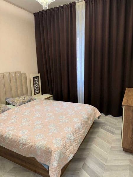 Сдаётся КЛАССНАЯ квартира<br />
<br />
• Район: Яшнабадский<