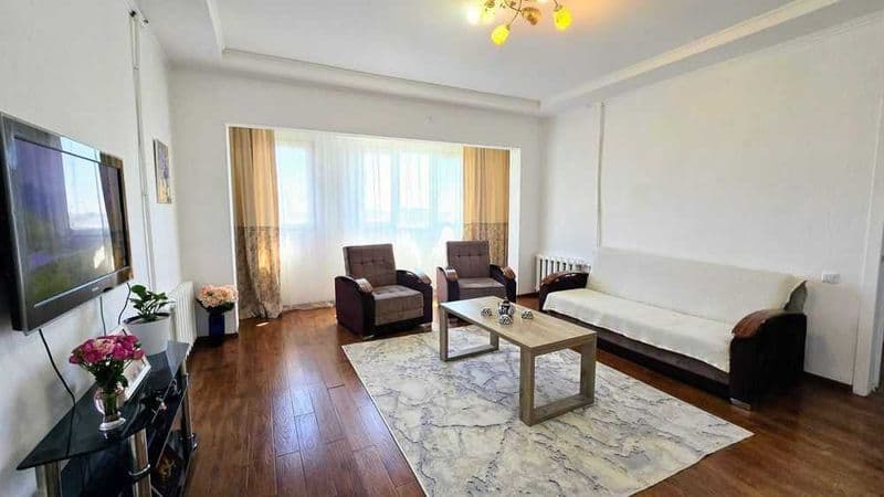 Уникальное предложение аренды в самом центре города<br />
<b — фото 2