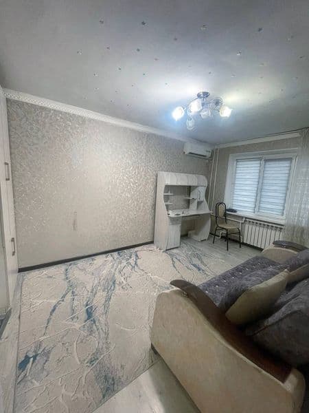 1 honali kvartjra ijaraga beriladi hama sharoit bor tartibli