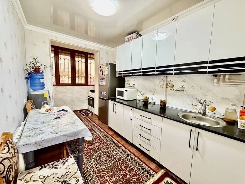 Chilonzor tumani <br />
Novza metro 5 daqiqa <br />
200$<br 